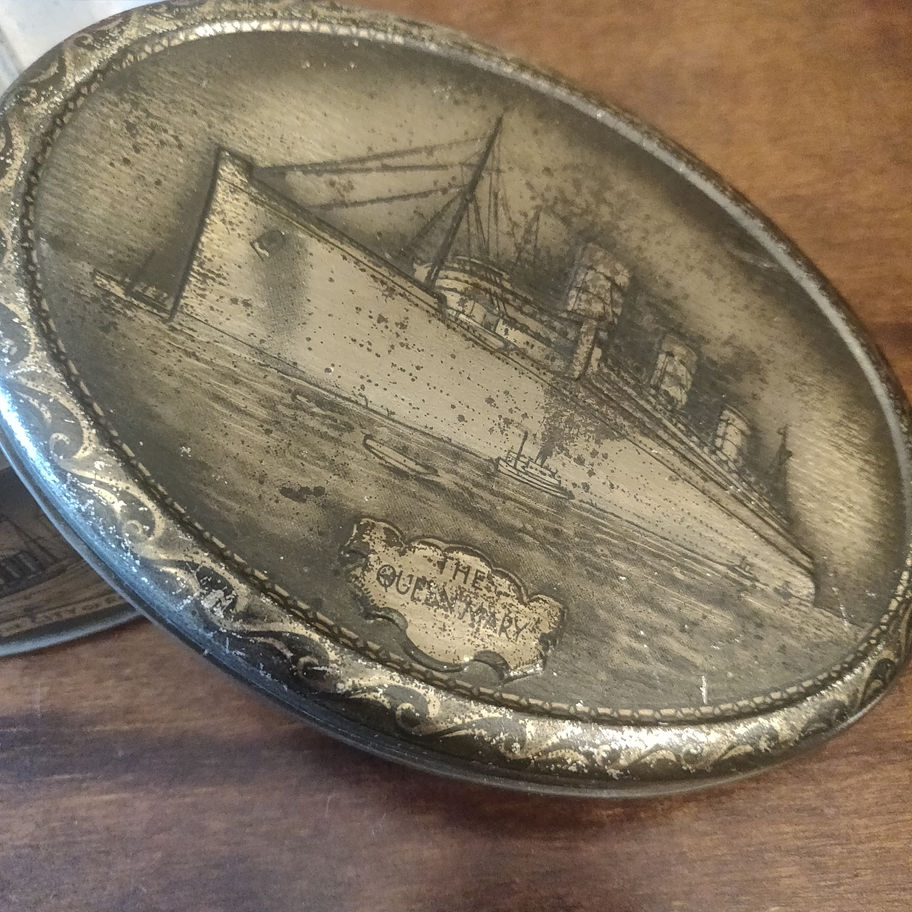 Vintage mid century Benson toffee tin featuring the queen Mary and other ships