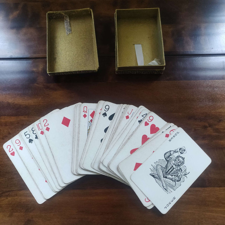 De la Rue pneumatic playing cards
