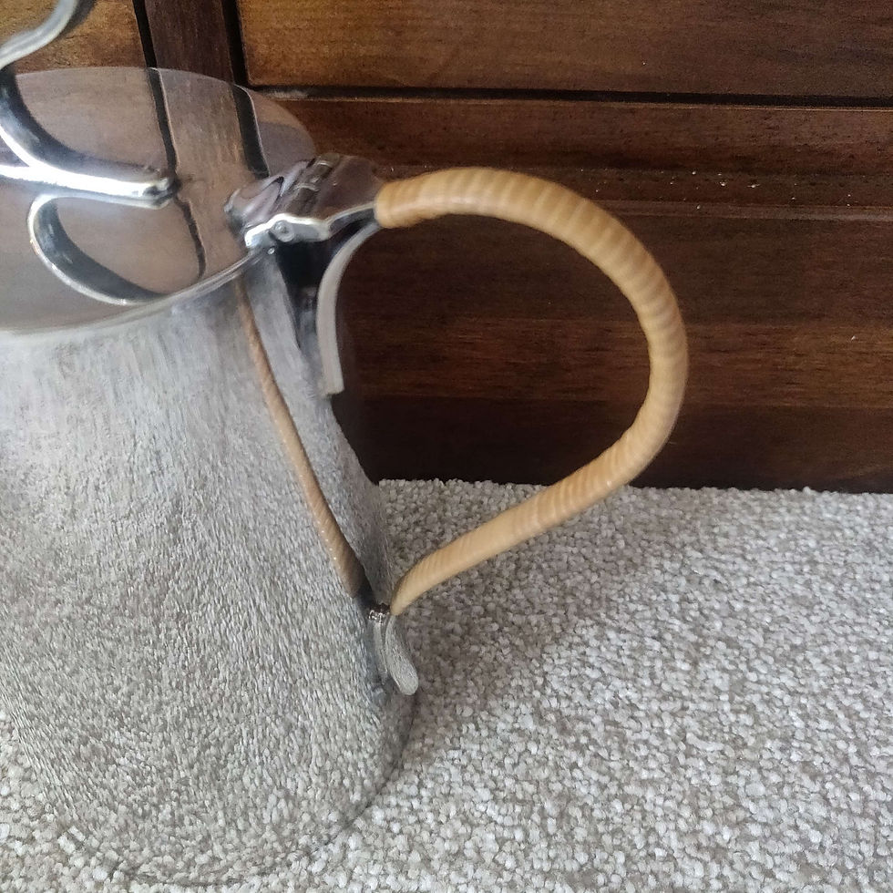 Antique 1921 walker and hall silver plate small coffee jug nice clear Hallmarks