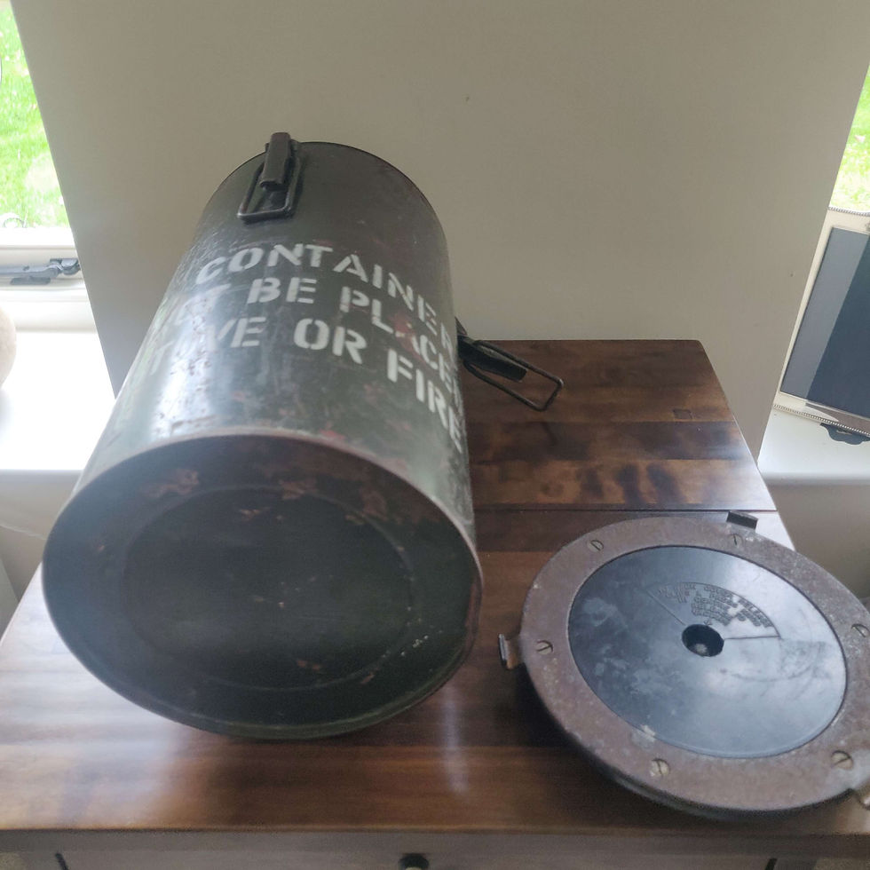 Прев'ю: Vintage military metal food canteen