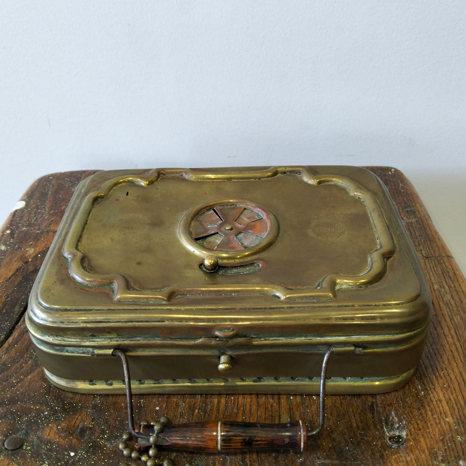 Antique Victorian late 19th or early 20th century brass chaufferette stoker