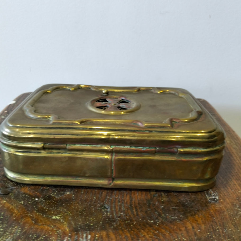 Antique Victorian late 19th or early 20th century brass chaufferette stoker