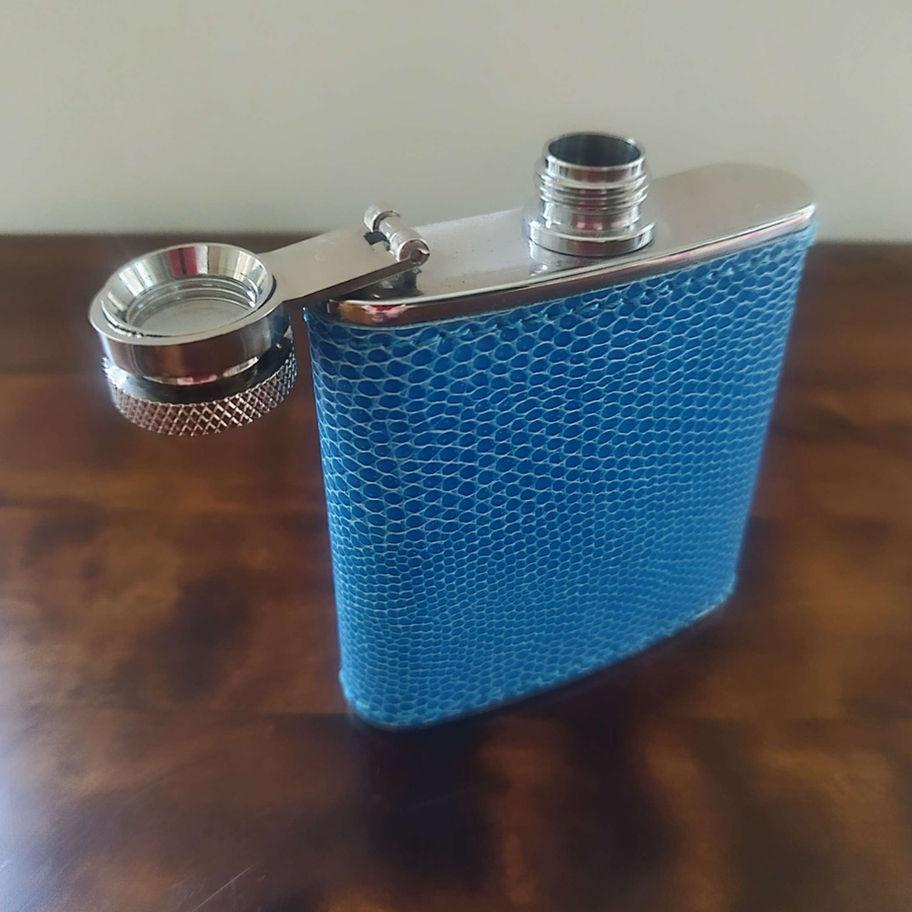 Small hip flask 2 1/2 oz stainless steel with shagrin style cover