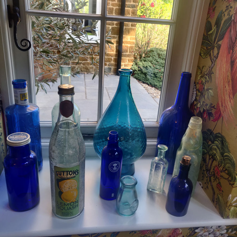 vintage Suttons of London lemonade bottle glass