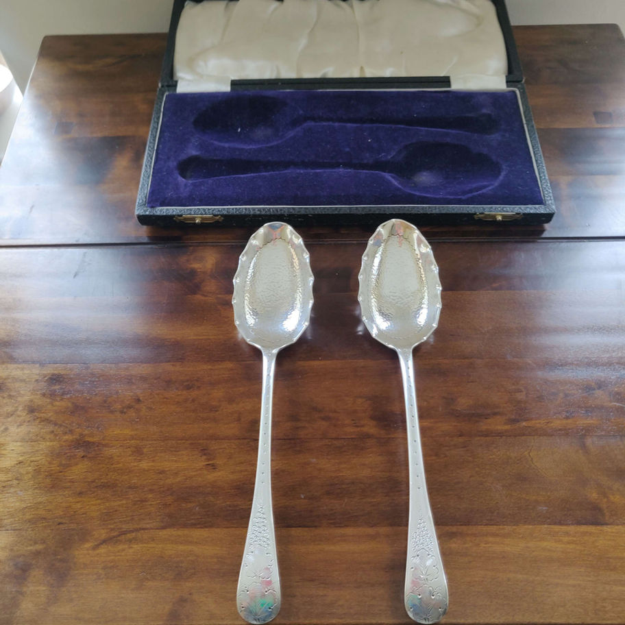 Victorian (1844 1845) hallmarked silver plate spoons