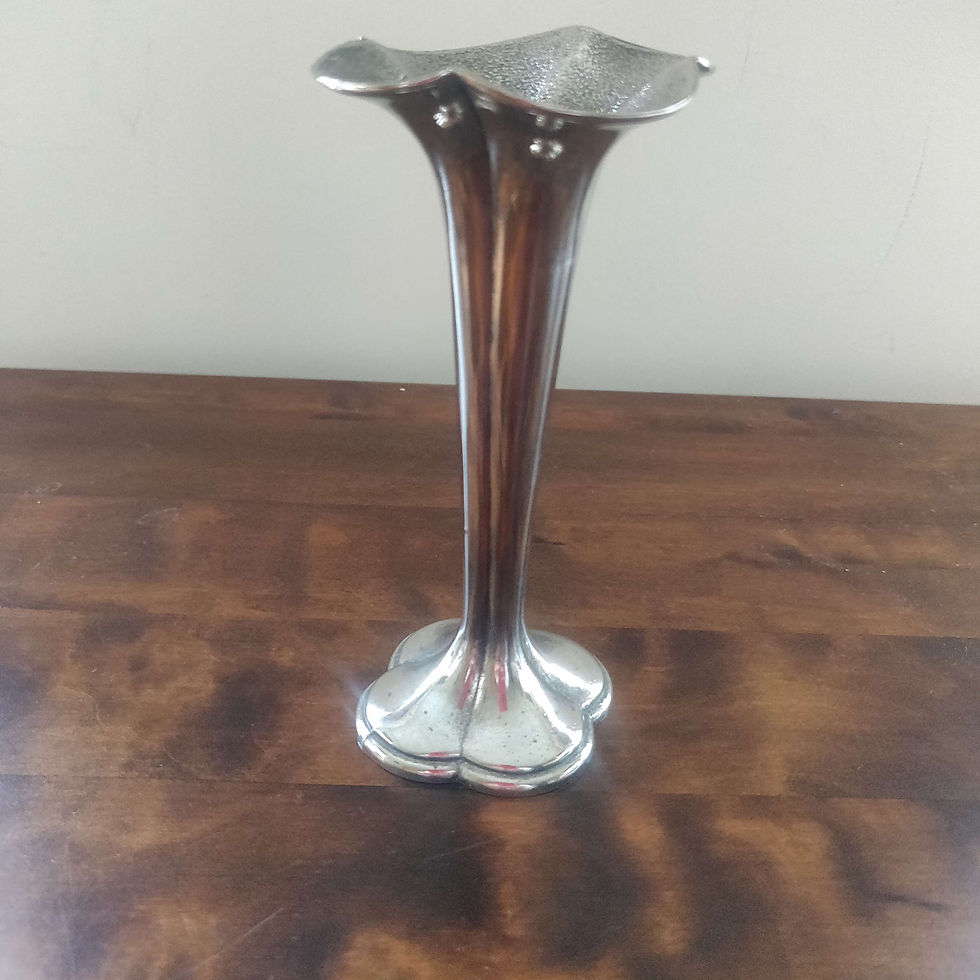 Vintage silver plate bud vase (no markings)