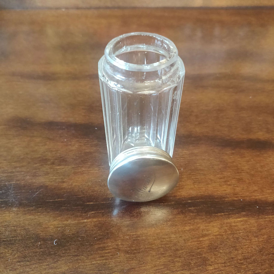 Antique 1917 first world war silver top and cut glass ribbed jar London W&h