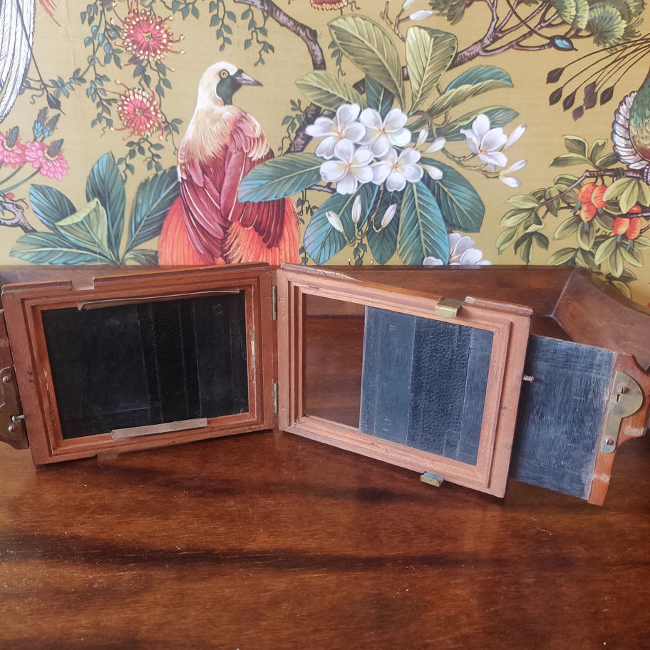Antique late 19th century Victorian mahogany half plate photo slide holder
