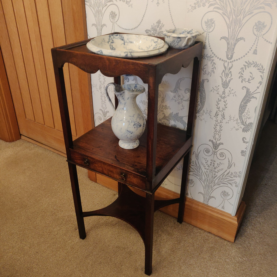 Antique George III 1780s ? Mahogany small wash stand with copeland wash bowl etc