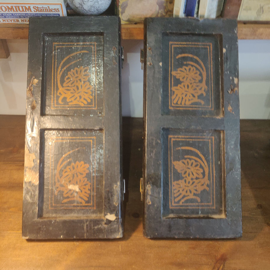 Antique Victorian late 19th or early 20th cent oak Chinese hand painted panels