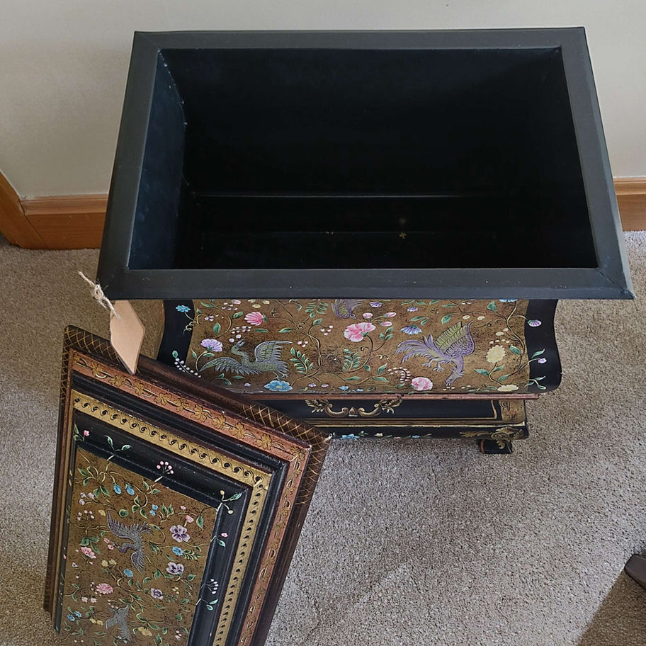 Vintage toleware hand painted large laquered wood and tin box