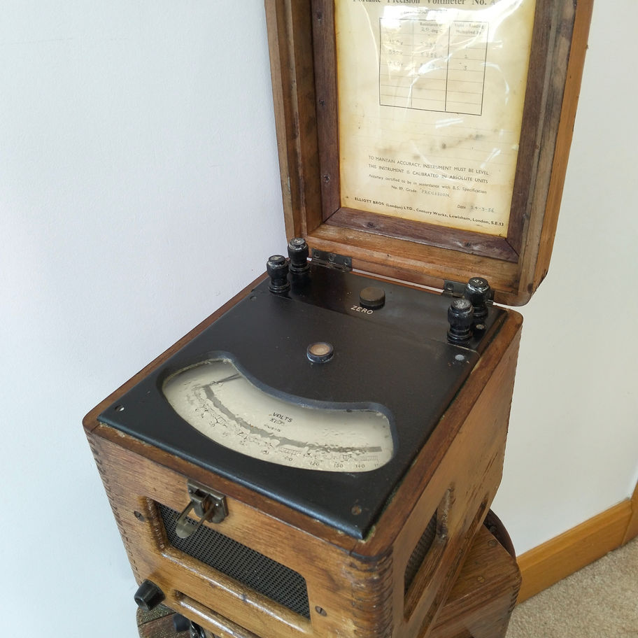 Vintage Portable Precision Wattmeter – Elliott Brothers Ltd, London – 1955