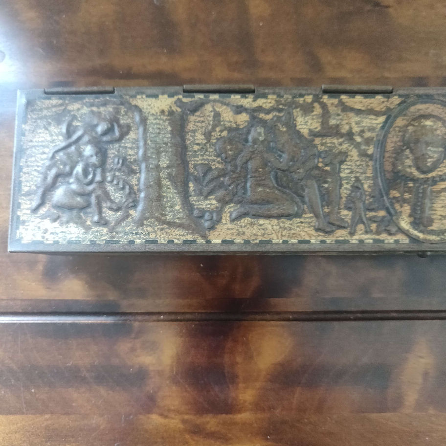 Vintage rowntree s fruit pastel tin rare shape