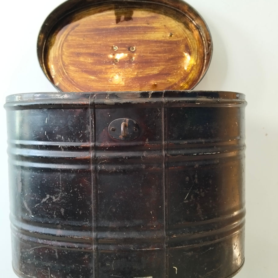 Antique Toleware Hat Box – Late Victorian / Early 20th Century stunning looking