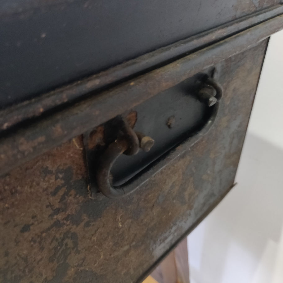 Antique Victorian late 19th or early 20th century metal 2 side handles deed box