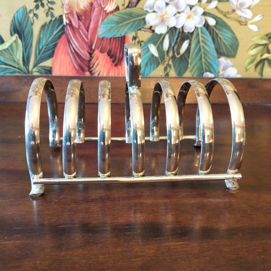Vintage early to mid 20th century silver plate ( no hallmarks) 6 toast rack