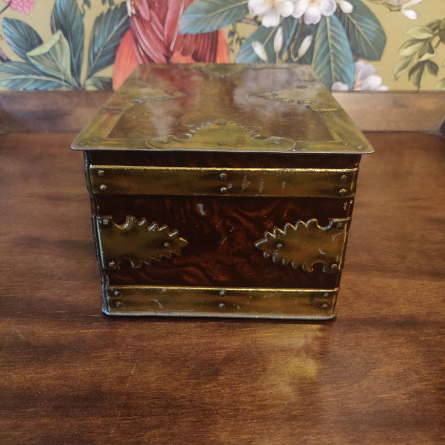 Vintage 1950s Geo. Bassett & Co Ltd treasure chest biscuit tin