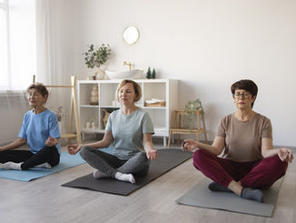 Benefícios da Yoga e do Pilates: caminhos para envelhecer bem