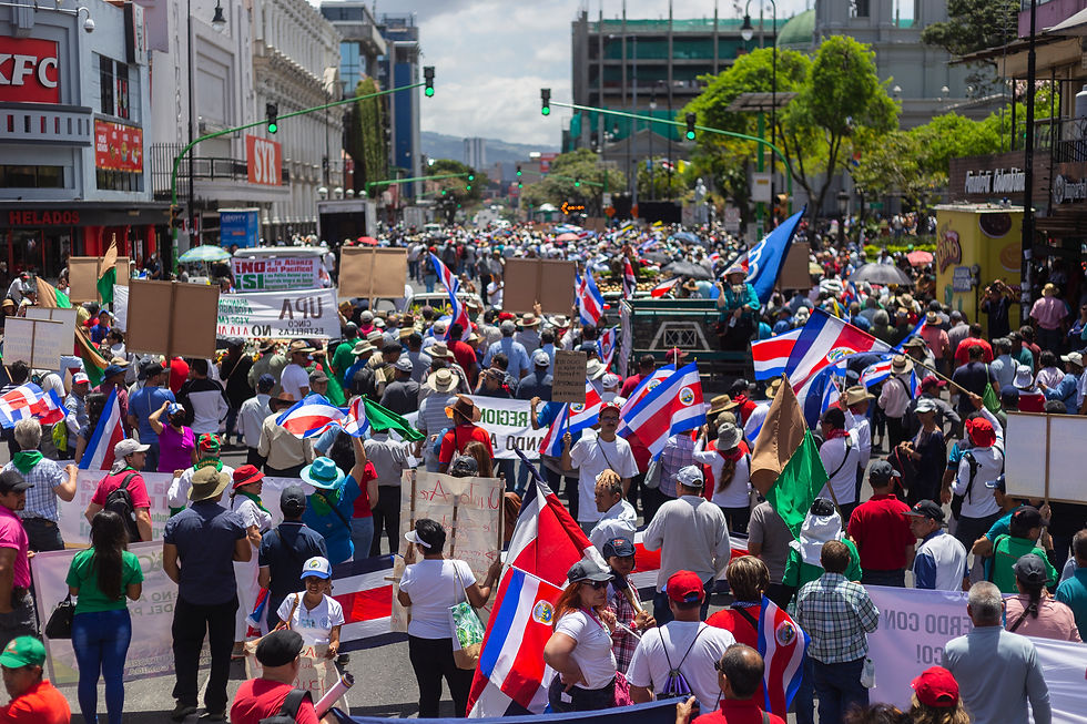 Movilización campesina recorre las calles de San José.
