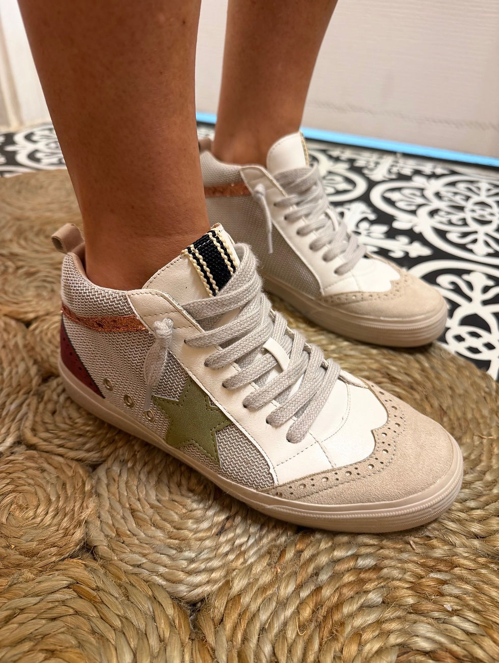 Thumbnail: High Top Pasadena Shoes 