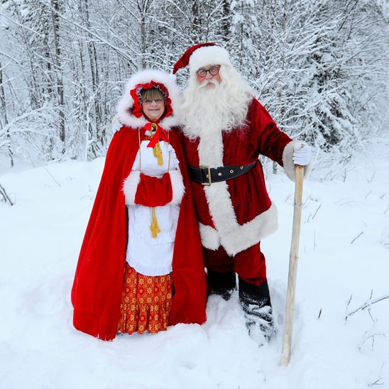St Nick and Mrs Claus