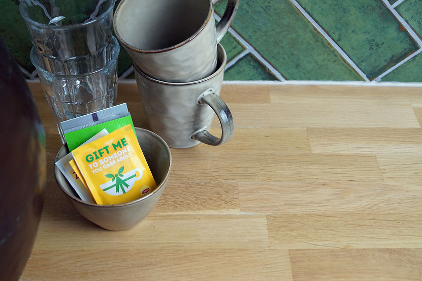 Thee koffie in ruimte.jpg