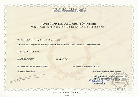 WESTGLISS: ECOLE DE KITESURF / BOUEE TRACTEE Unité Capitalisable Complémentaire ENGINS TRACTES