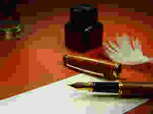 fountain pen and ink pot