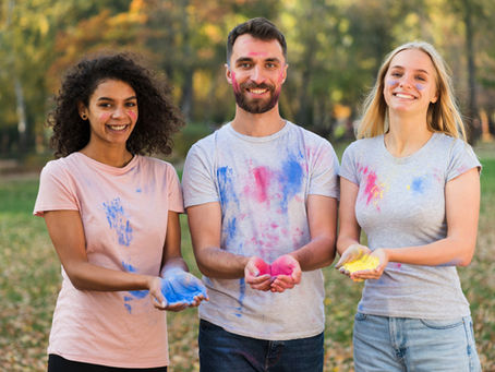 Tişört Tasarımında Renklerin Kumaş Üzerindeki Etkisi