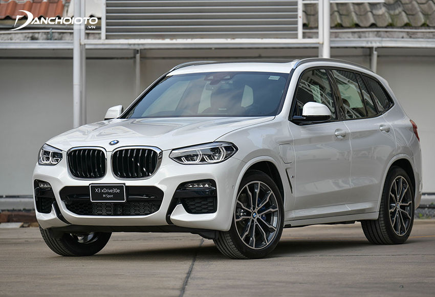 BMW X3 là mẫu xe sang gầm cao cỡ nhỏ có doanh số tốt nhất của hãng BMW tại Việt Nam