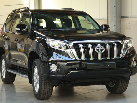 Đánh giá Toyota Land Cruiser Prado: Liệu có đáng xuống tiền?