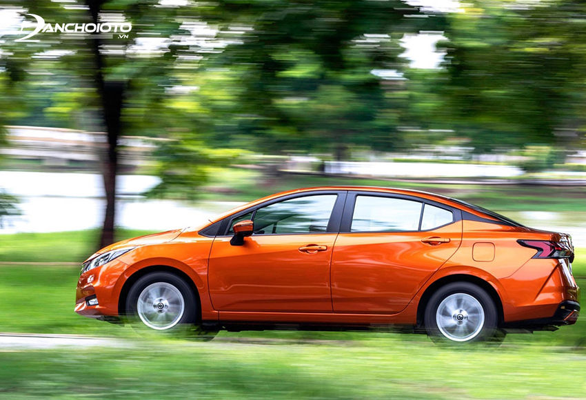 Vô lăng Nissan Almera đem đến trải nghiệm lái mượt mà và thú vị hơn hẳn Nissan Sunny cũ trước đây