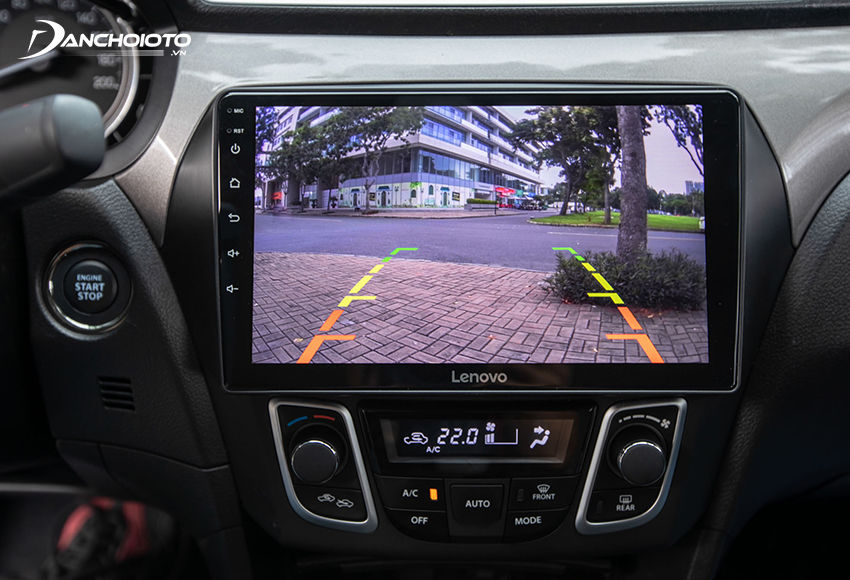 Chất lượng camera lùi Suzuki Ciaz 2023 được đánh giá khá tốt, quan sát rất ổn nhờ màn hình hiển thị rộng