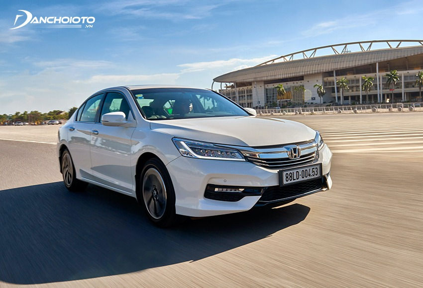 Honda Accord vẫn vận hành êm ái sau nhiều năm sử dụng