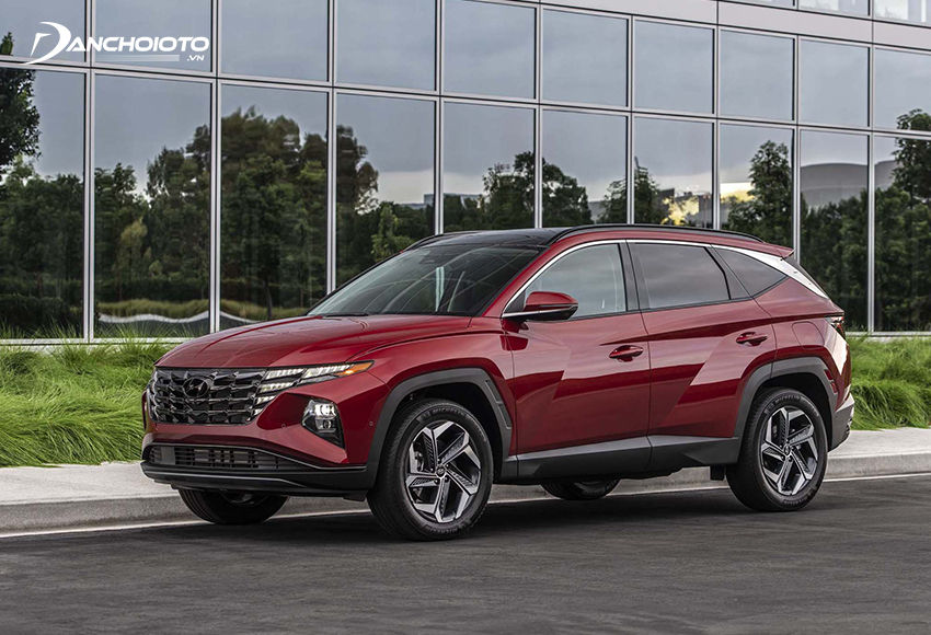 Hyundai Tucson là một gợi ý hay cho câu hỏi xe gia đình nên mua xe nào vừa rẻ, vừa rộng, vừa sang