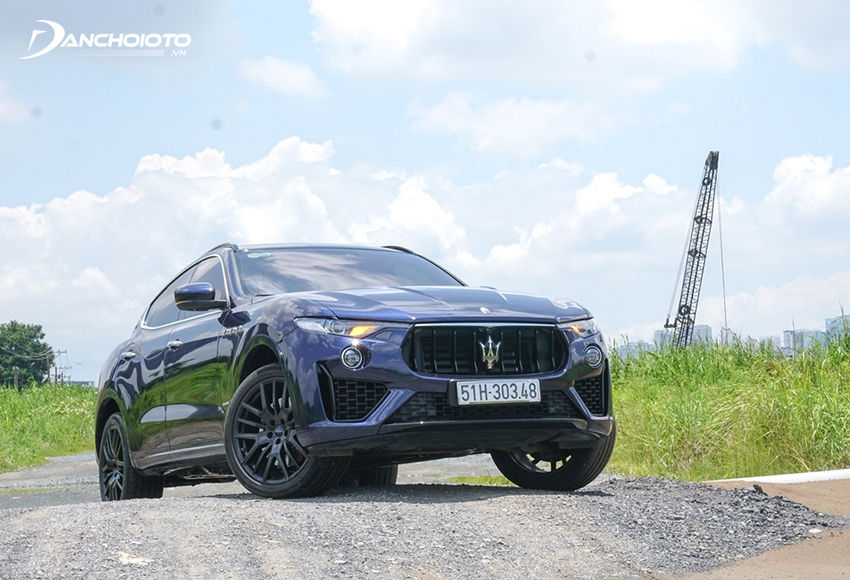 Maserati Levante là một trong số ít xe 5 chỗ gầm cao hiệu suất cao được phân phối chính hãng tại Việt Nam