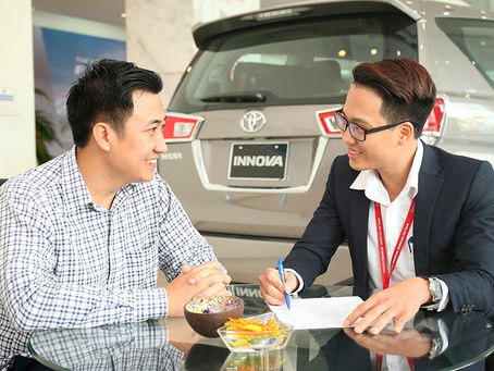 Các chi phí khi mua xe ô tô mới, cách tính giá xe lăn bánh 2023