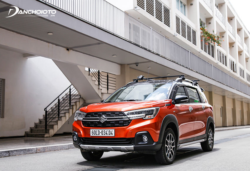 Suzuki XL7 cũng là một mẫu MPV 7 chỗ cỡ nhỏ nhưng được xếp trên Suzuki Ertiga