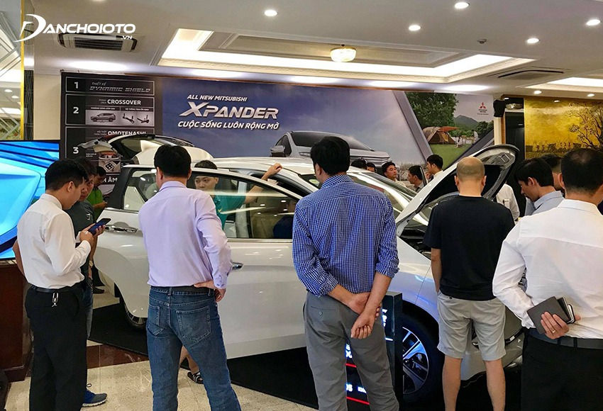 Lần đầu mua ô tô nên tìm hiểu thật kỹ thông tin xe