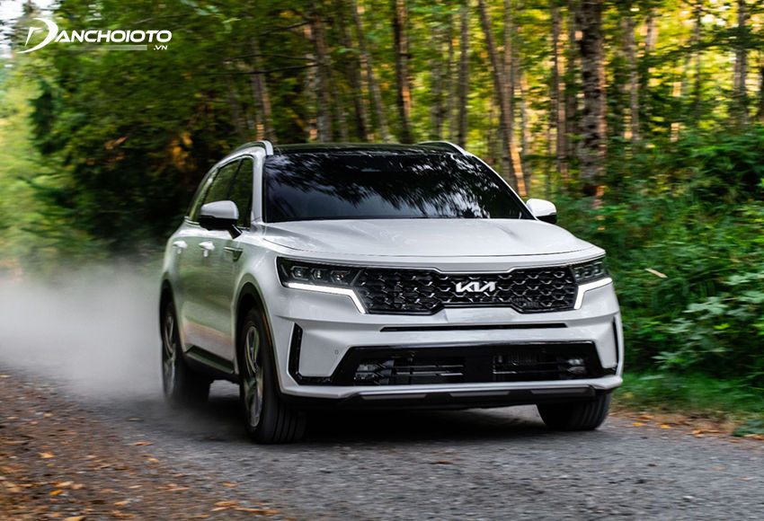 Kia Sorento All New trang bị khung gầm thế hệ mới nhẹ hơn giúp giảm tổng trọng lượng xe