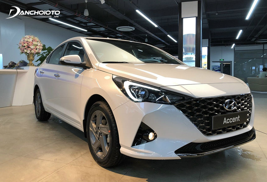 Hyundai Accent có ưu thế lớn về thiết kế, hệ thống trang bị tiện nghi lẫn hệ thống an toàn