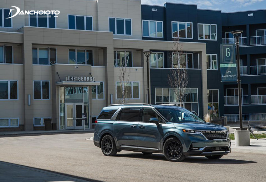 Kia Carnival 2023 là thế hệ mới của Kia Sedona