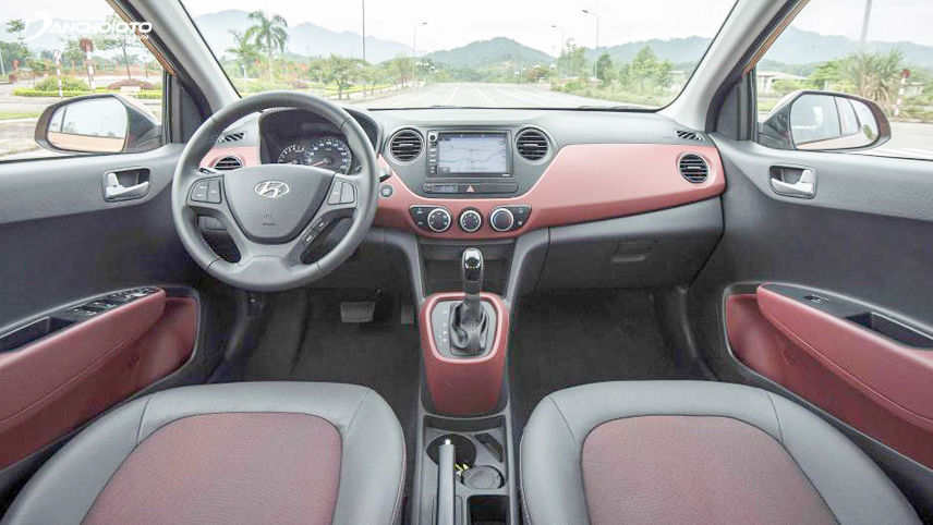 Vô lăng của Huyndai I10 là 3 chấu