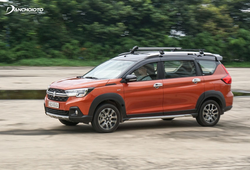 Suzuki XL7 2020 được trang bị vô lăng trợ lực điện mang đến cảm giác nhẹ nhàng