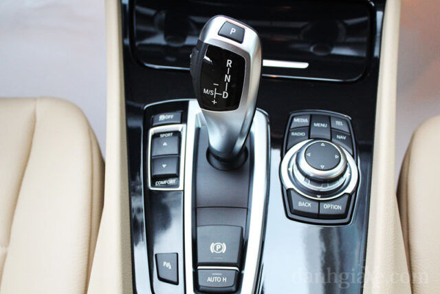 lái xe tiết kiệm xăng