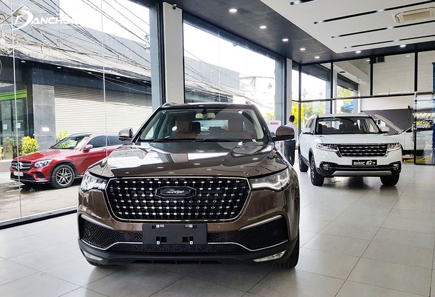 Zotye Z8 là một mẫu CUV 7 chỗ hạng C