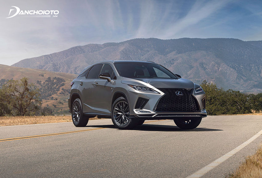 Lexus NX là mẫu xe 5 chỗ gầm cao cỡ nhỏ