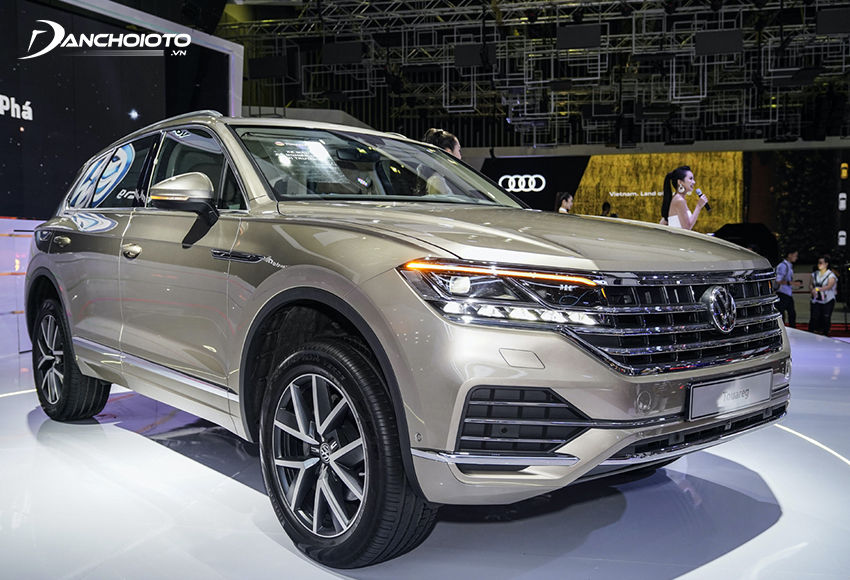 Volkswagen Touareg là một mẫu SUV 7 chỗ cỡ lớn