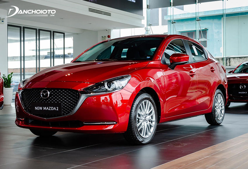 Mazda 2 được xếp ở nhóm cao cấp và sang trọng hơn
