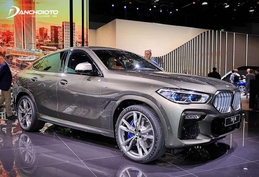 BMW X6 là một mẫu SUV 5 chỗ hạng sang cỡ trung